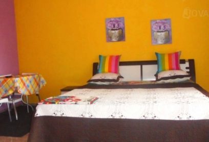 Flat Hôtel Belle Epoque se trouve à Kinshasa Quartier Righini, Lemba.Elle propose des chambres propres et confortables. 